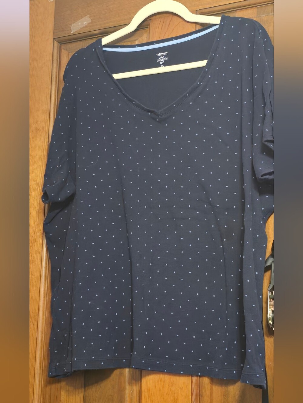 Classic Navy V-Neck Short Sleeve Tee with Light Blue Polka Dots